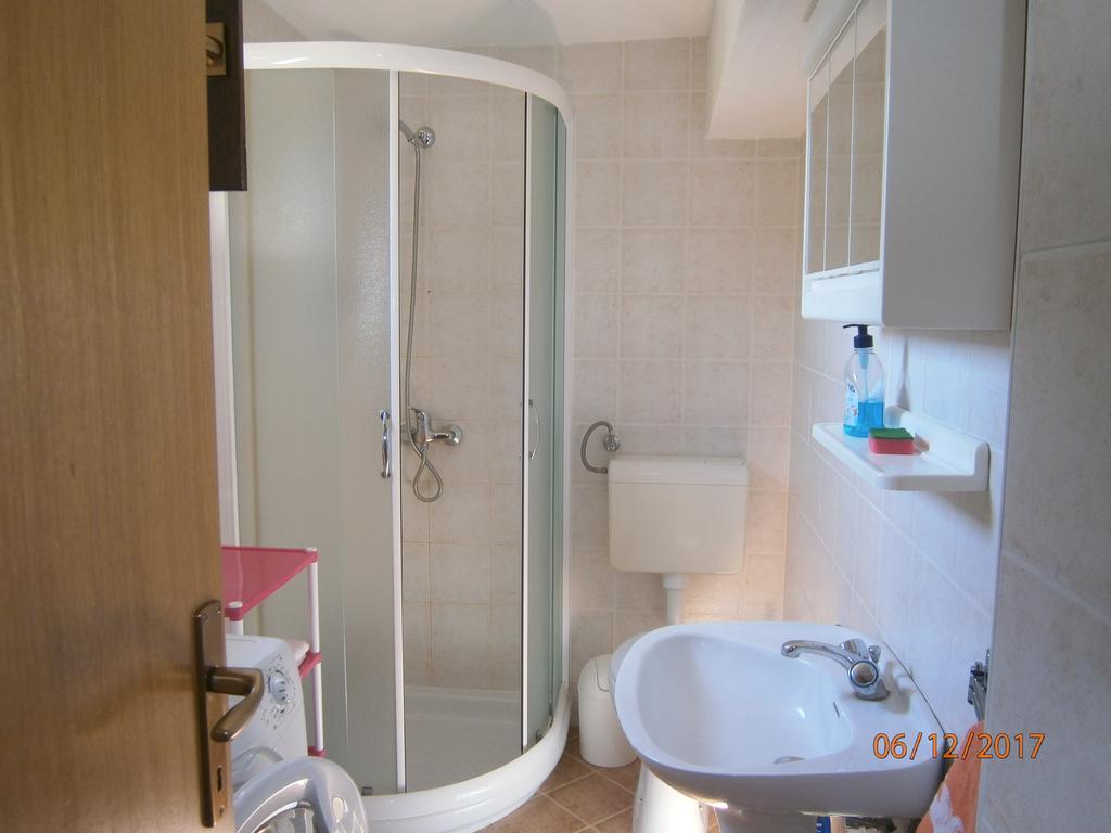 Holiday Home Loznati Cres Eksteriør bilde