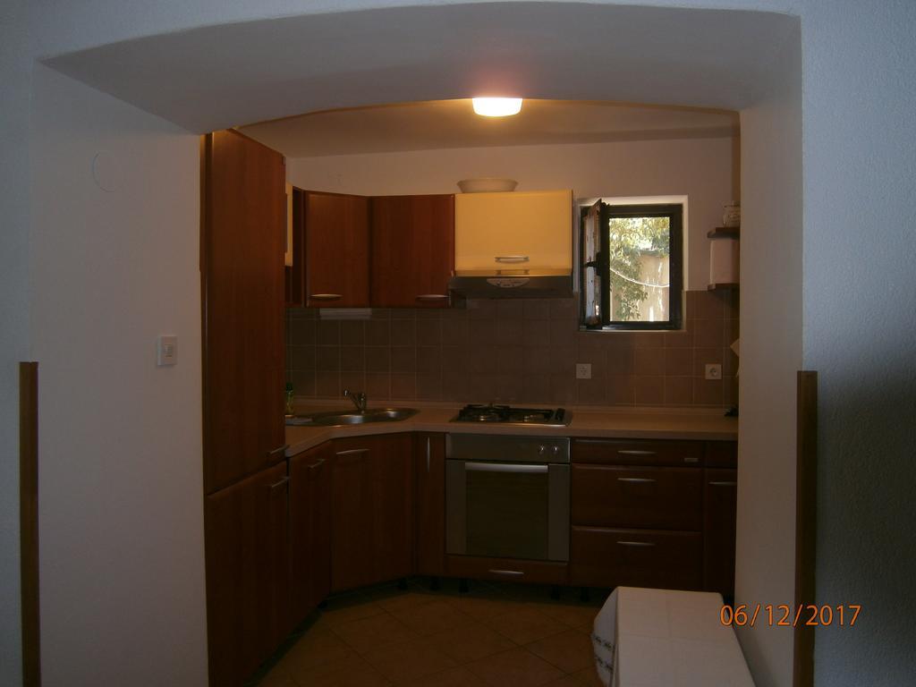 Holiday Home Loznati Cres Eksteriør bilde